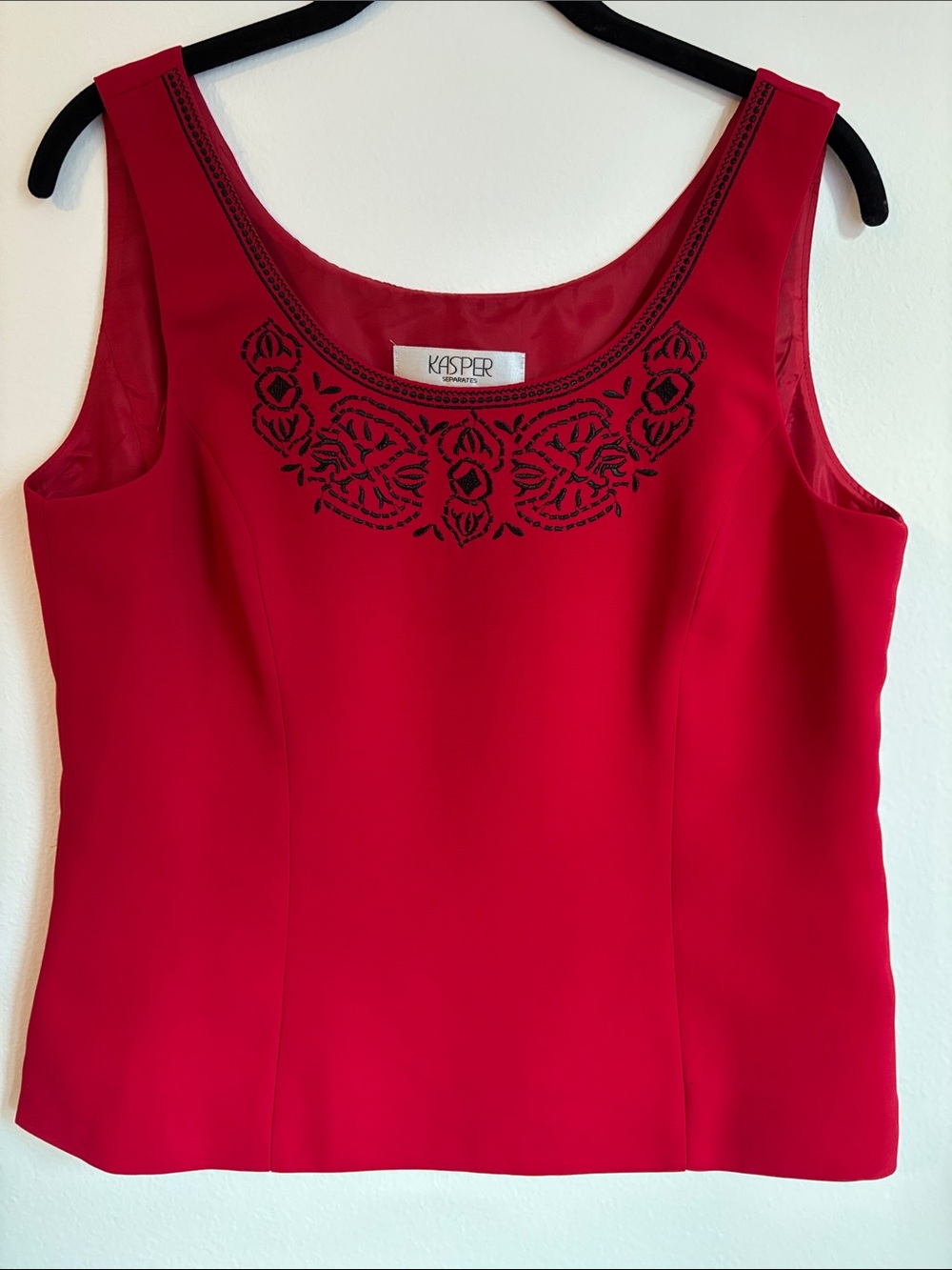 Tailored Kasper Red Sleeveless Scooped Neck Top with Black Embroidery Size M